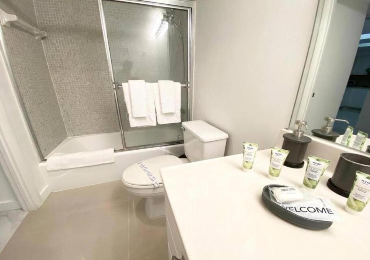 Zen Vacation Modern Penthouse Across Ocean Miami Beach