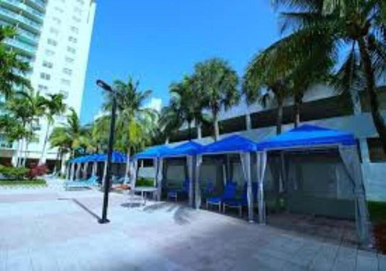 Zen Vacation Modern Penthouse Across Ocean * Miami Beach