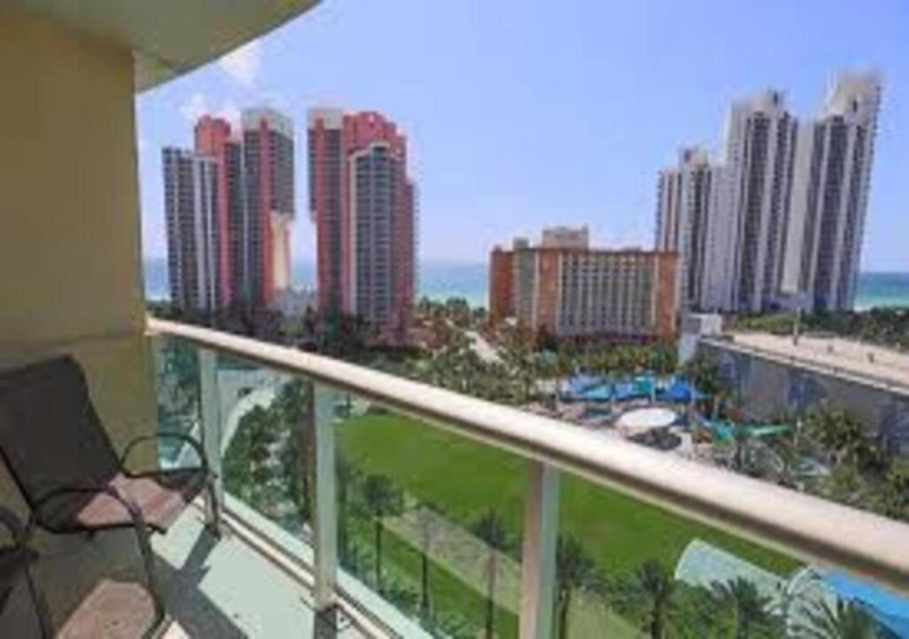 Zen Vacation Modern Penthouse Across Ocean Holiday home Miami Beach