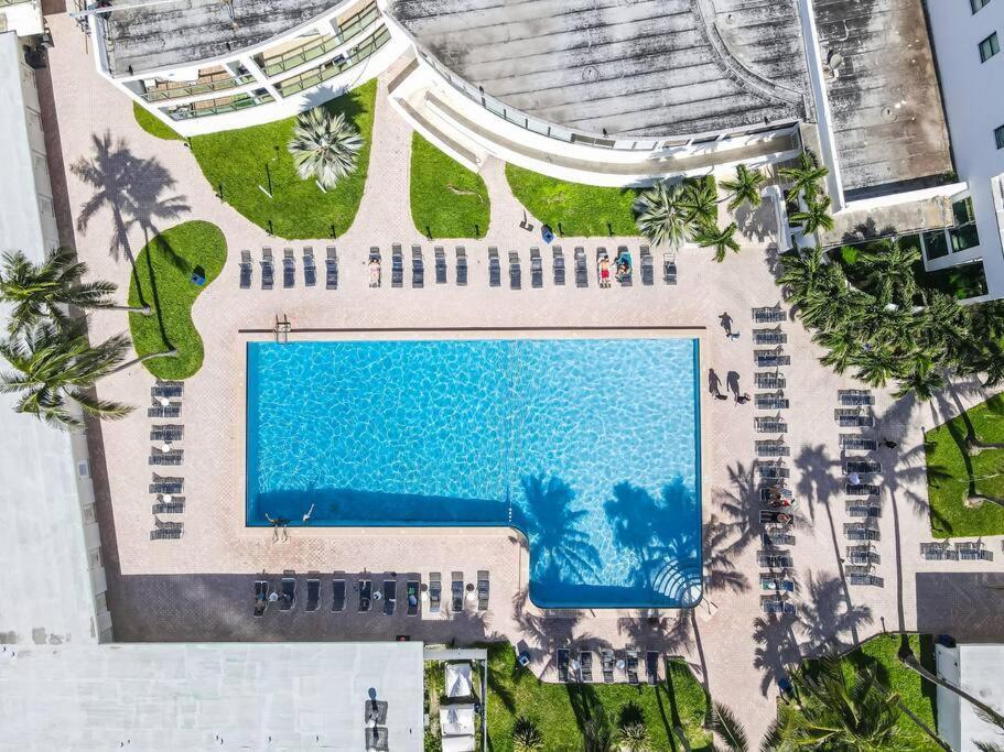 Apartment Ventur Loft 2-story Beachfront Scenic Views