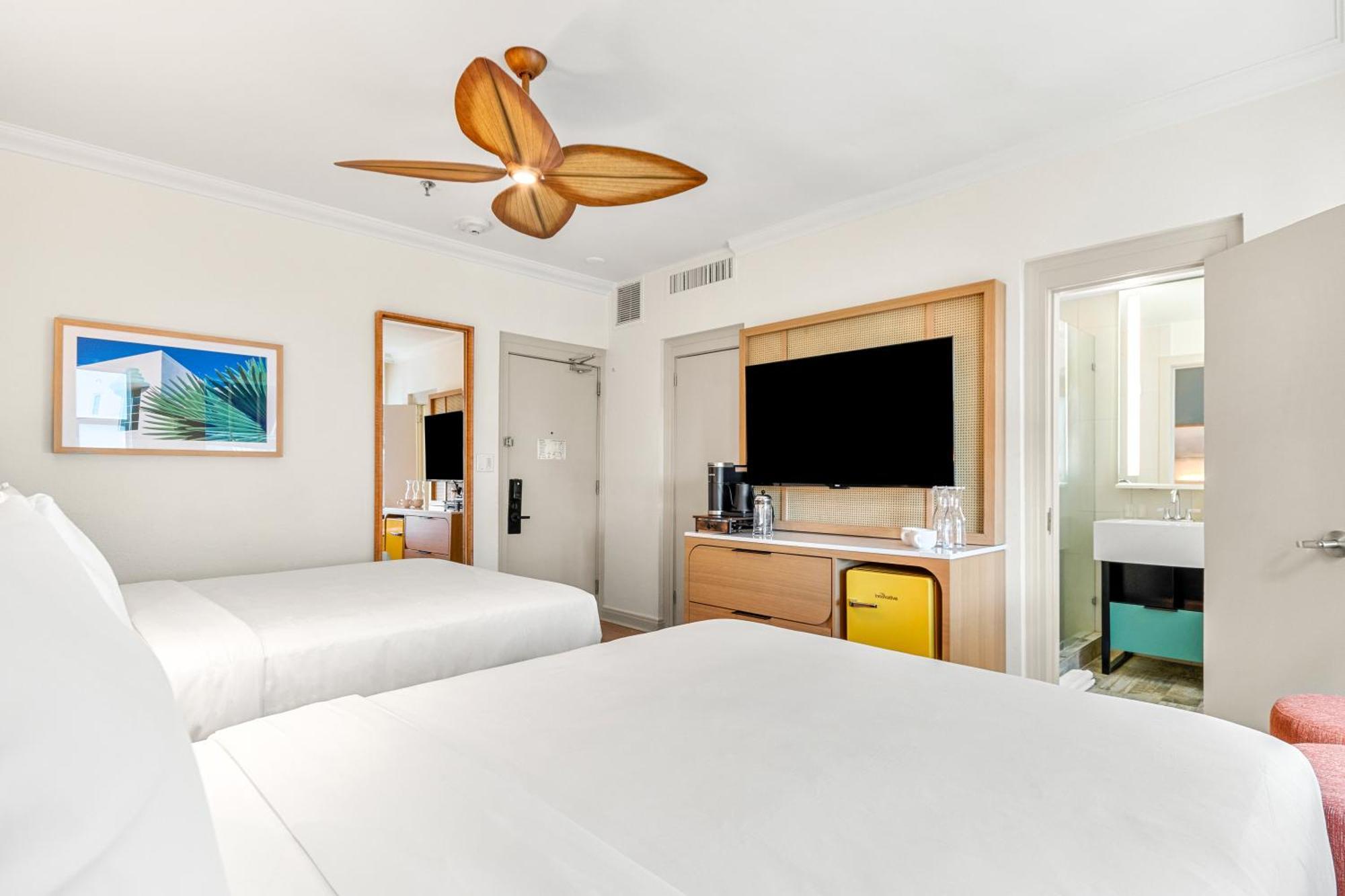Aloha Fridays Hotel