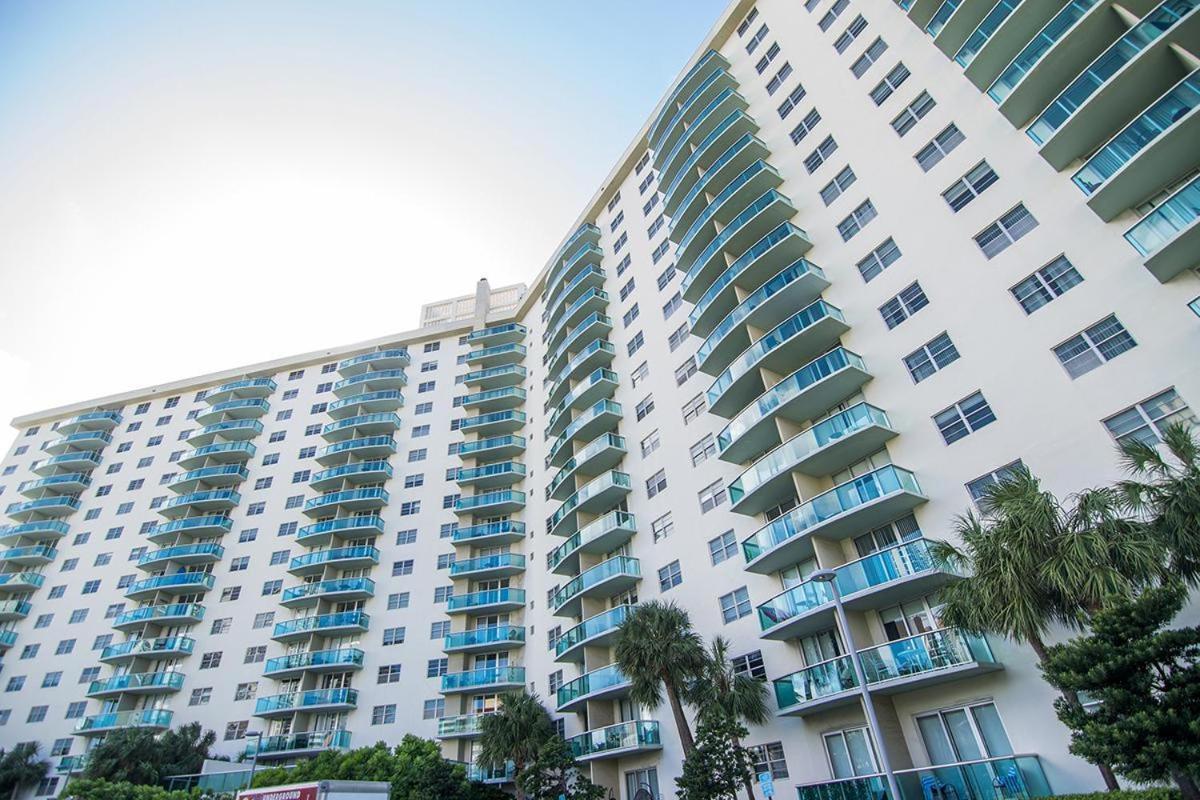 Ocean Reserve P6 * Miami Beach