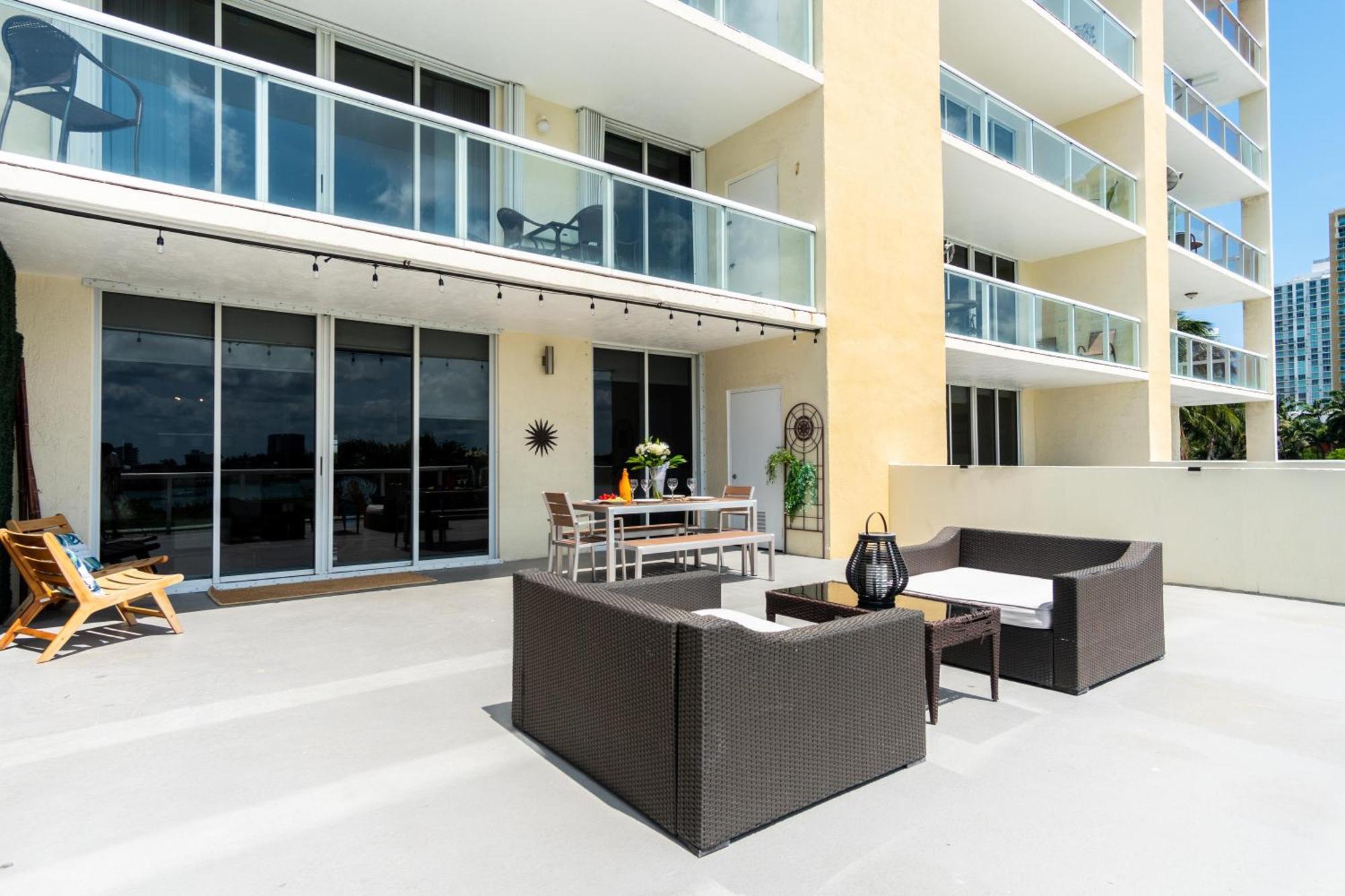 Apartment Golden Bay 33