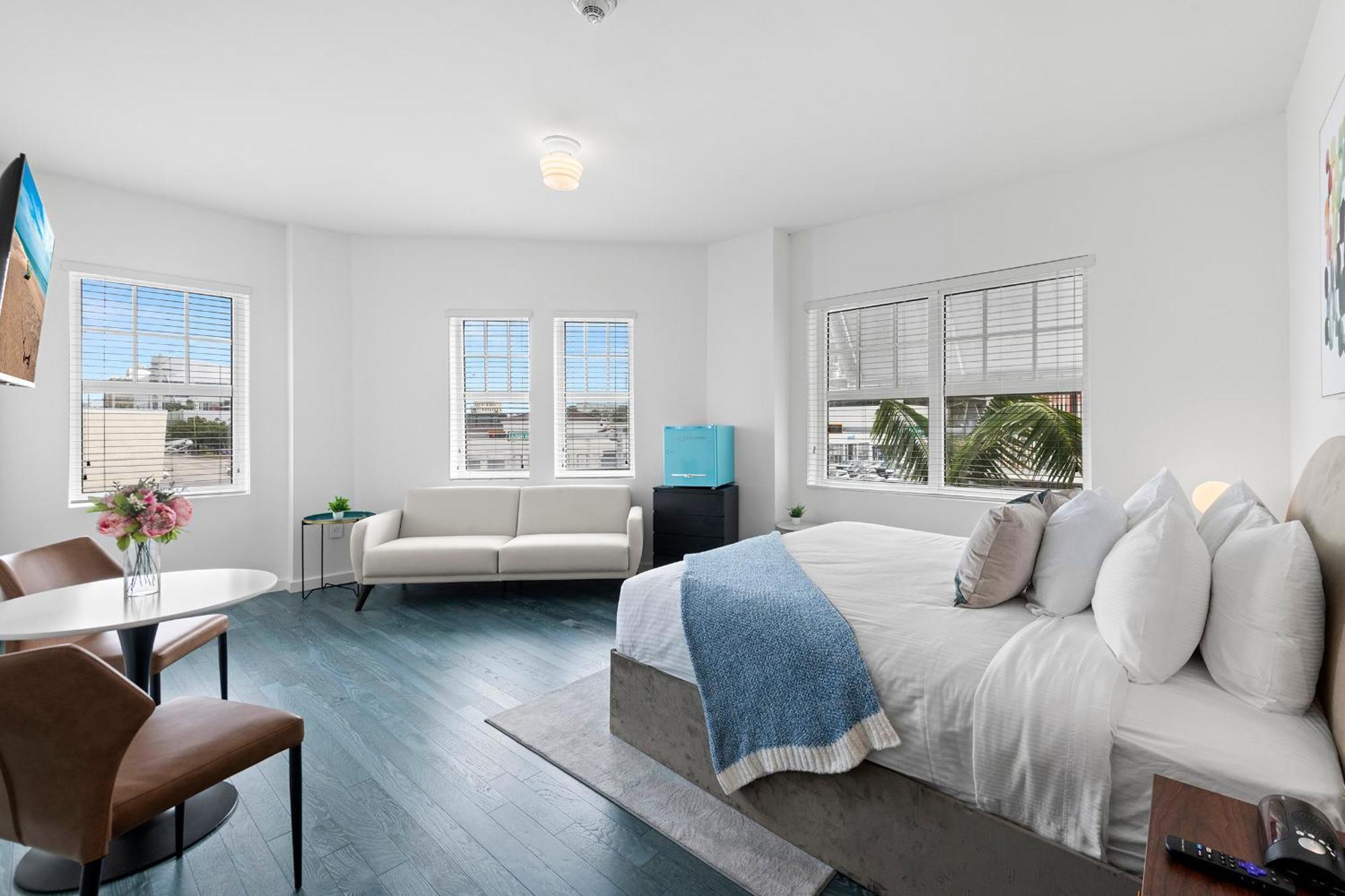 Hotel Global Luxury At The Variety Miami Beach