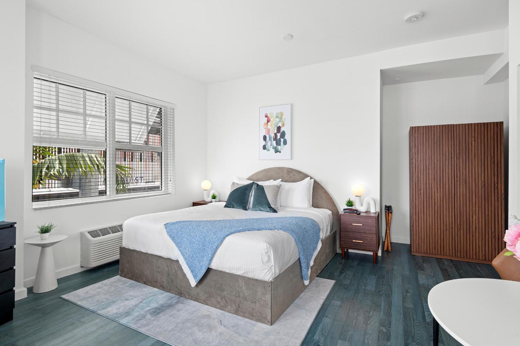 Global Luxury At The Variety 4* Miami Beach