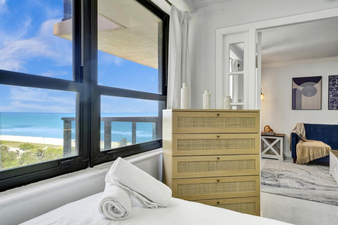 Apartment Comfortable 2-bedroom Retreat With Facilities 1108