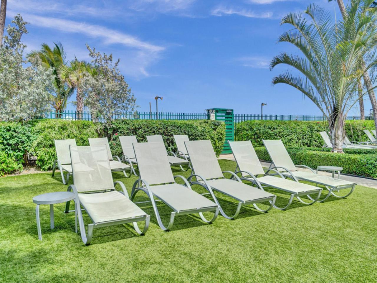 Comfortable 2-bedroom Retreat With Facilities 1108 Apartment Miami Beach