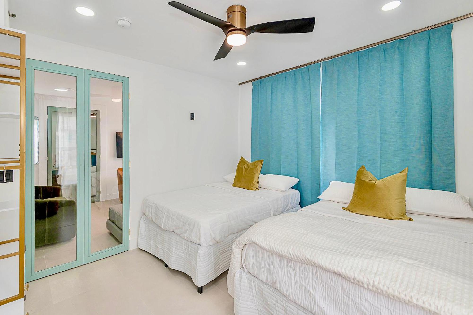 Twice The Paradise- 2 Bedroom 3 Beds