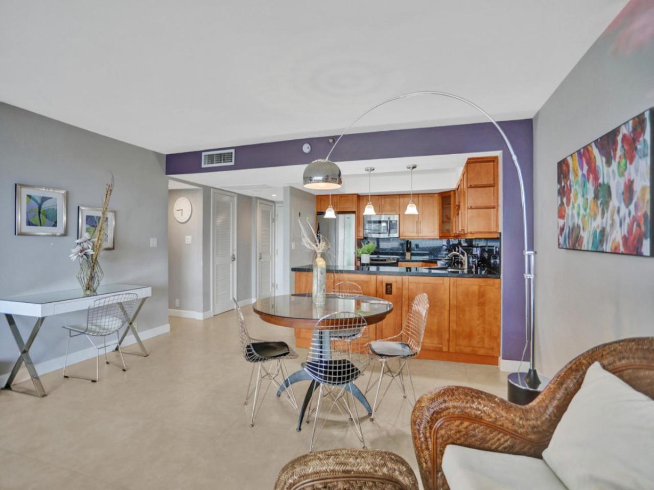 2 Bedroom With Amenities, Pool And Gym 618 * Miami Beach