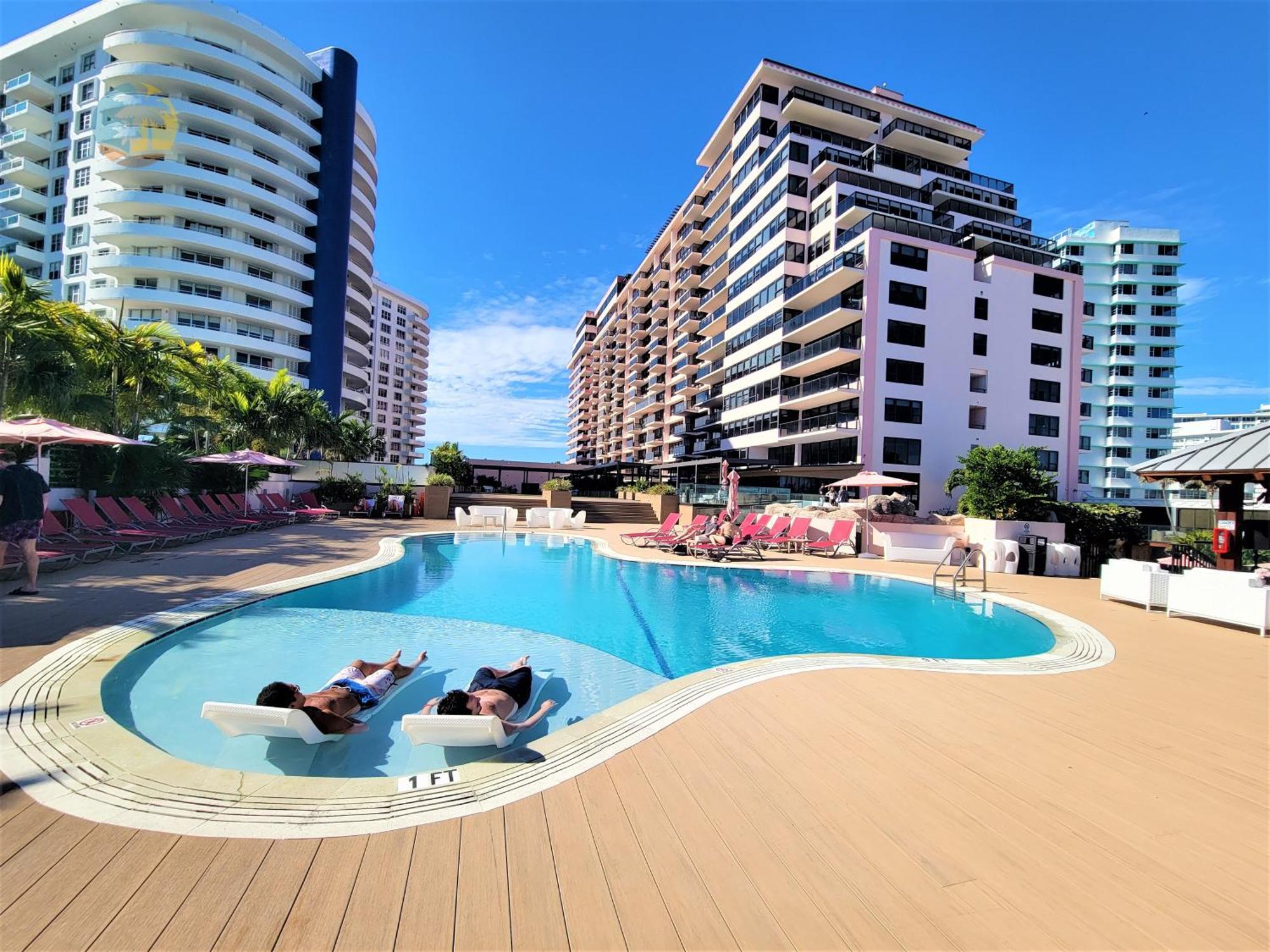 Luxury - Hora Miami Beach