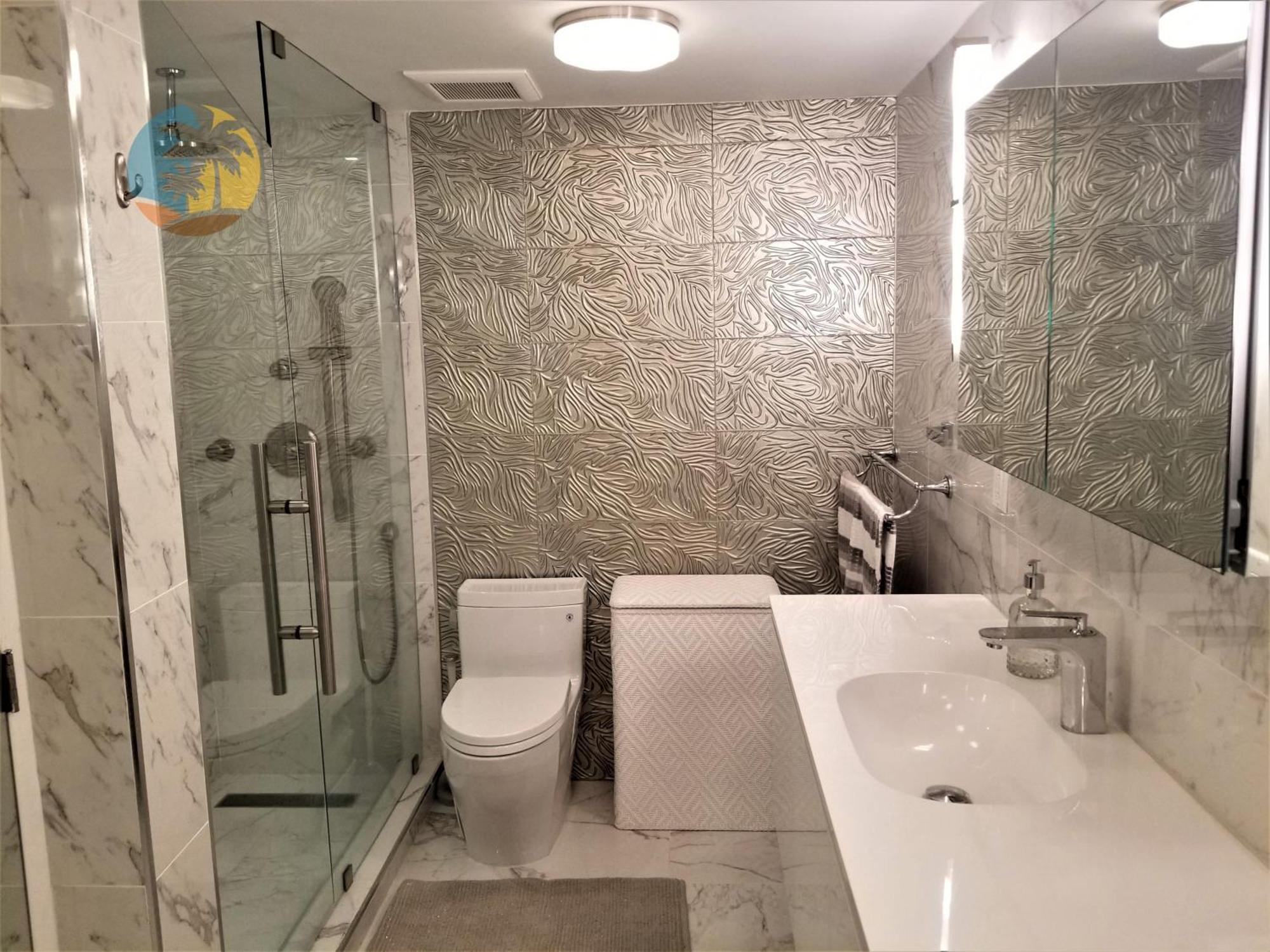 Alexander 1701 Miami Beach