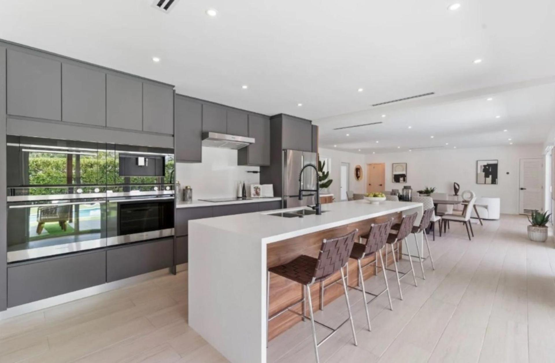 The New House In The Middle Of Miami Holiday home *