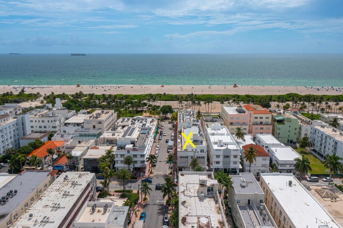 One Block From South Ocean Dr-king Bed Miami Beach