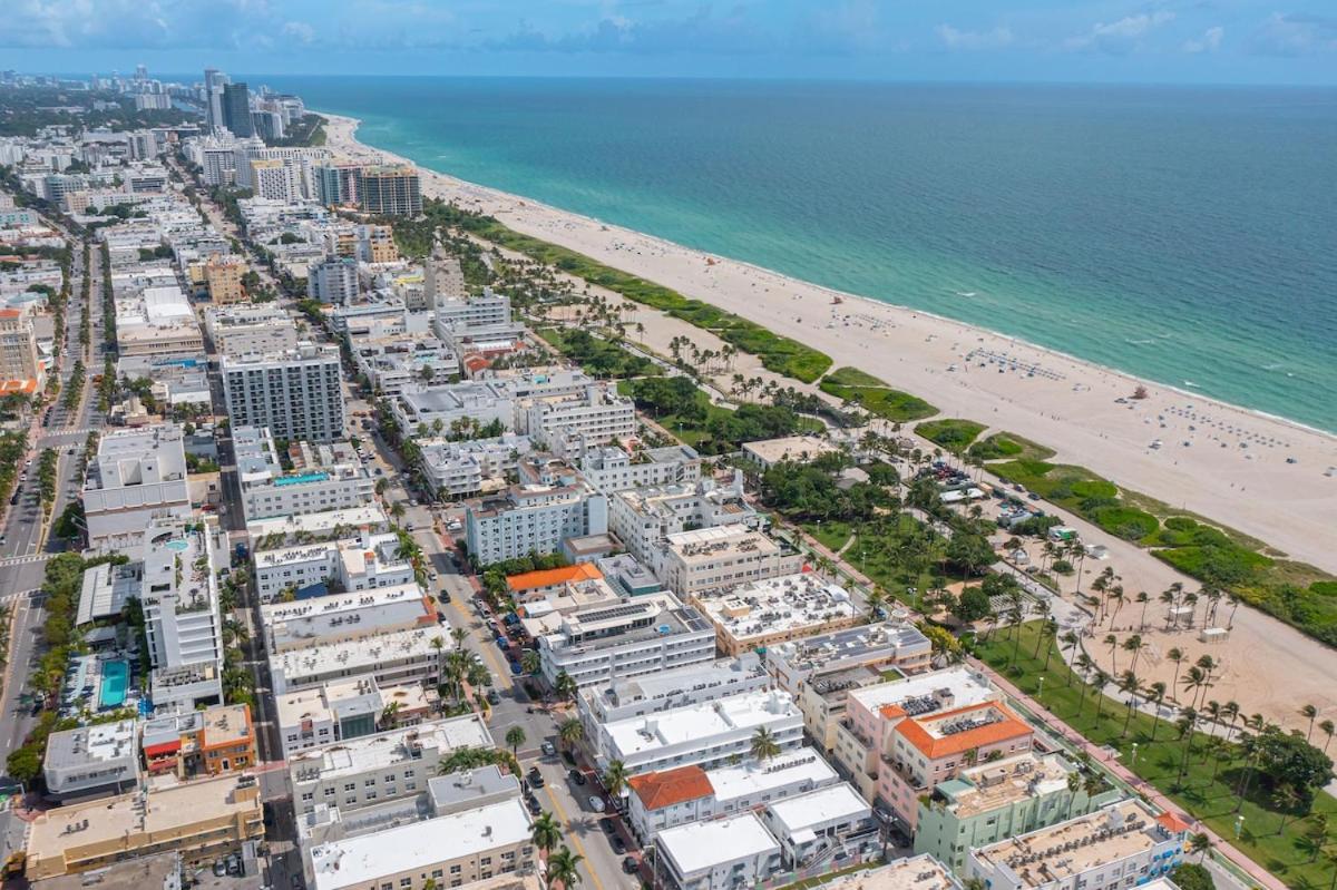 Apartment One Block From South Ocean Dr-king Bed Miami Beach