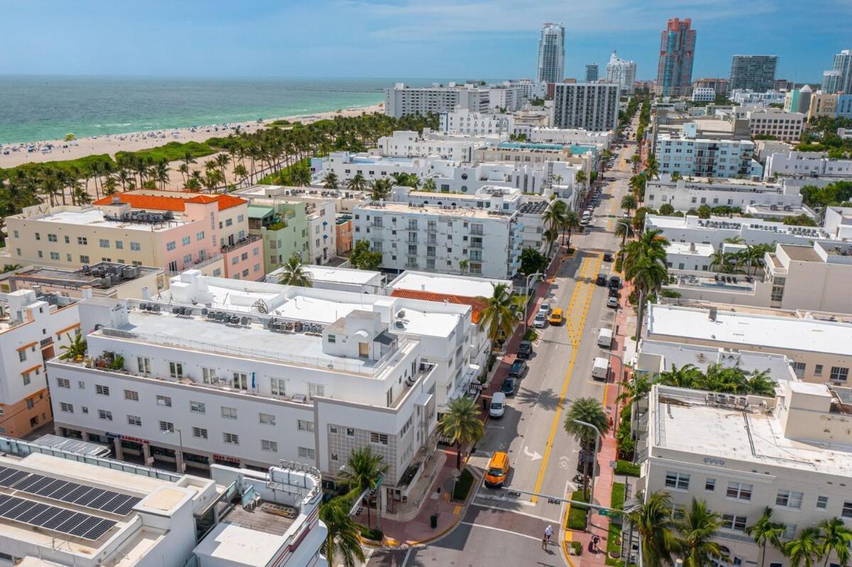 Apartment One Block From South Ocean Dr-king Bed Miami Beach