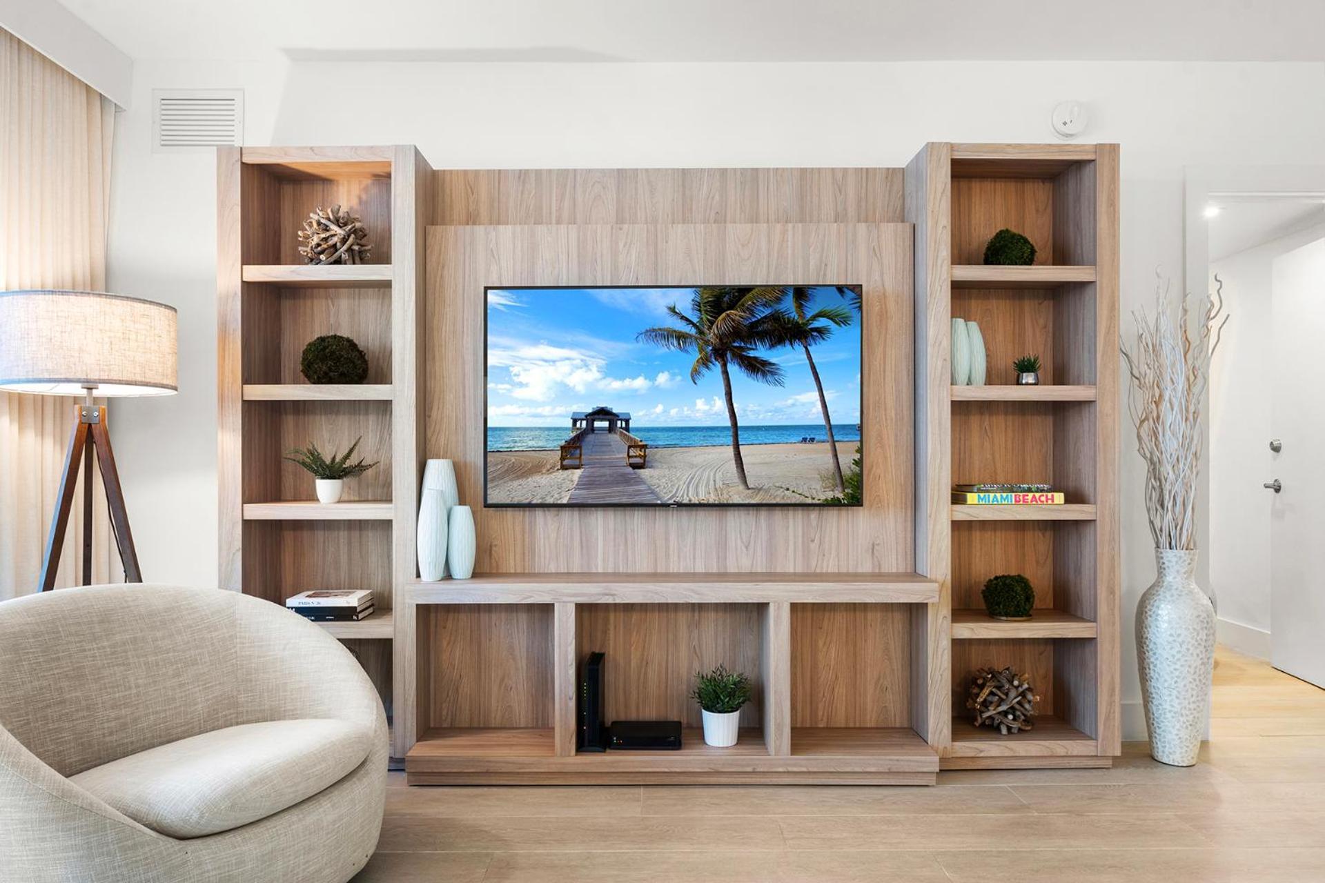 2 Bedroom Private At Roney Palace -11289 * Miami Beach