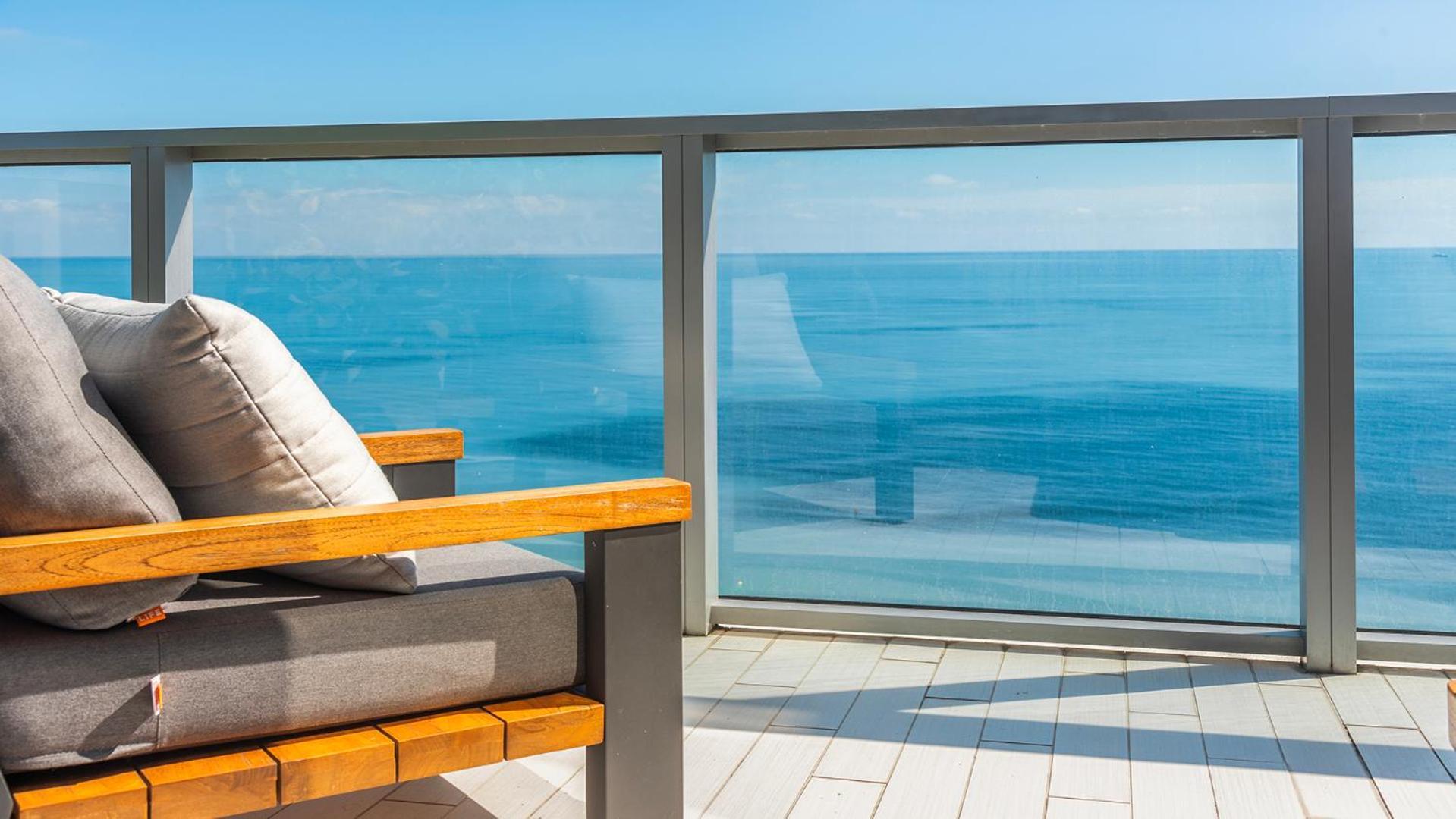 Oceanfront Private Penthouse At South -ph2006 Apartment