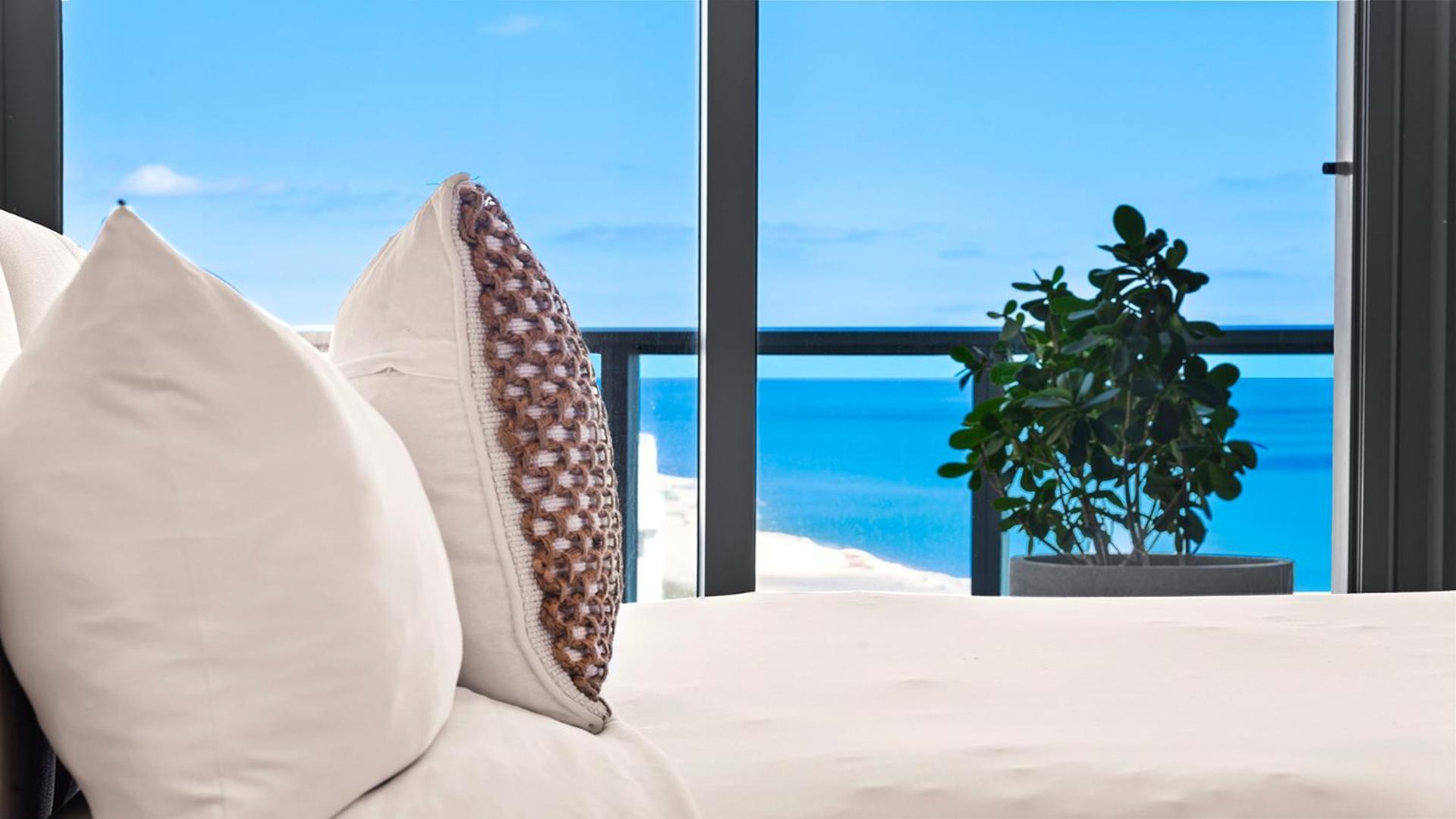Oceanfront Private Penthouse At South -ph2006 Miami Beach