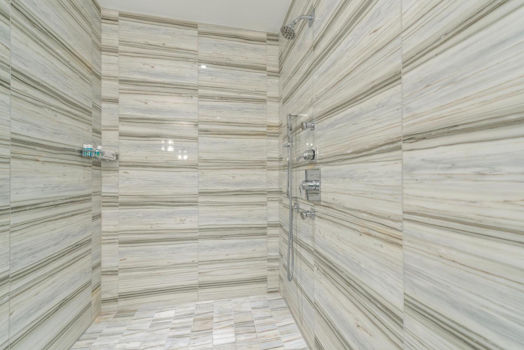 Oceanfront Private At W South - 828