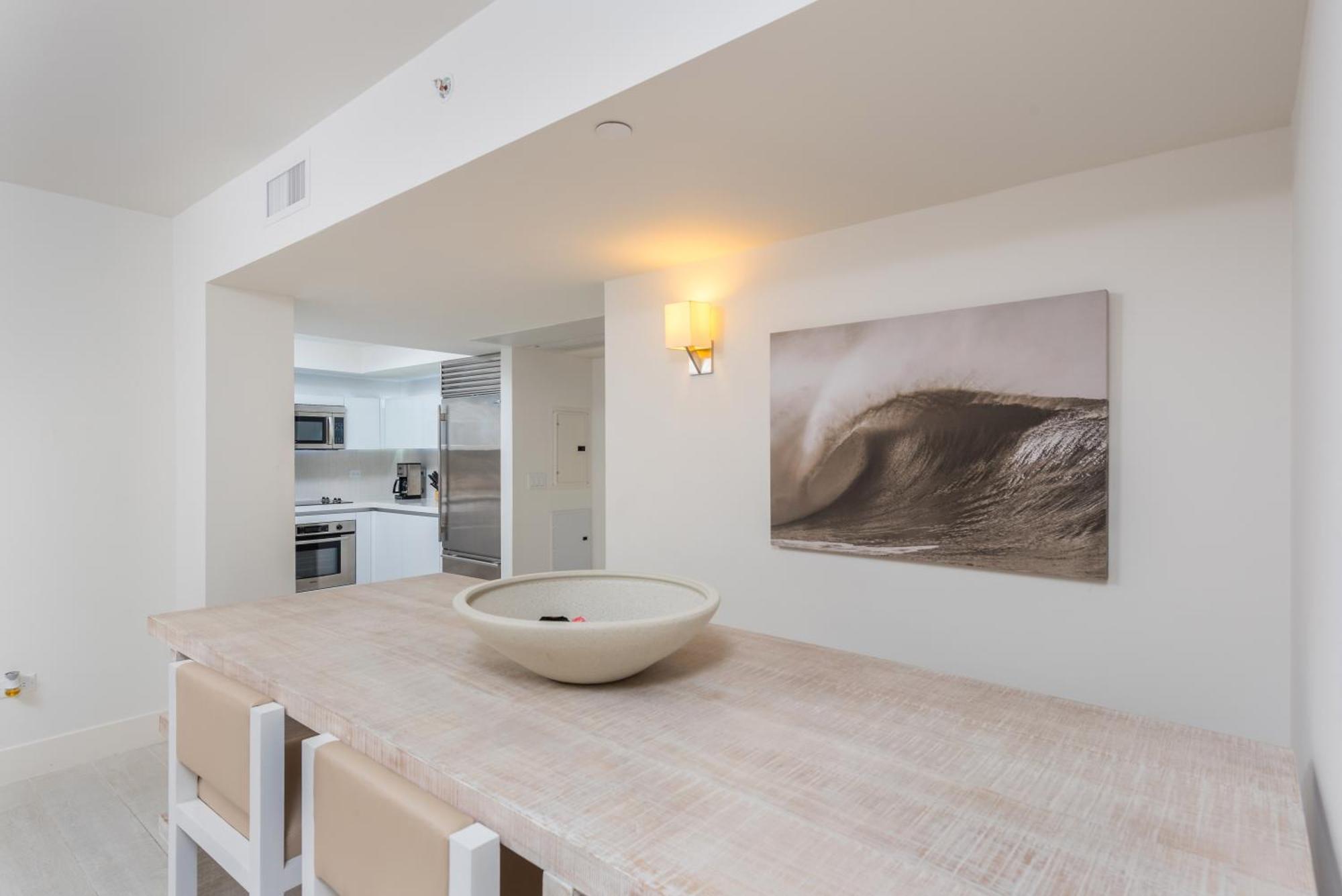 Luxurious Private At 1 & Homes -1445 Apartment