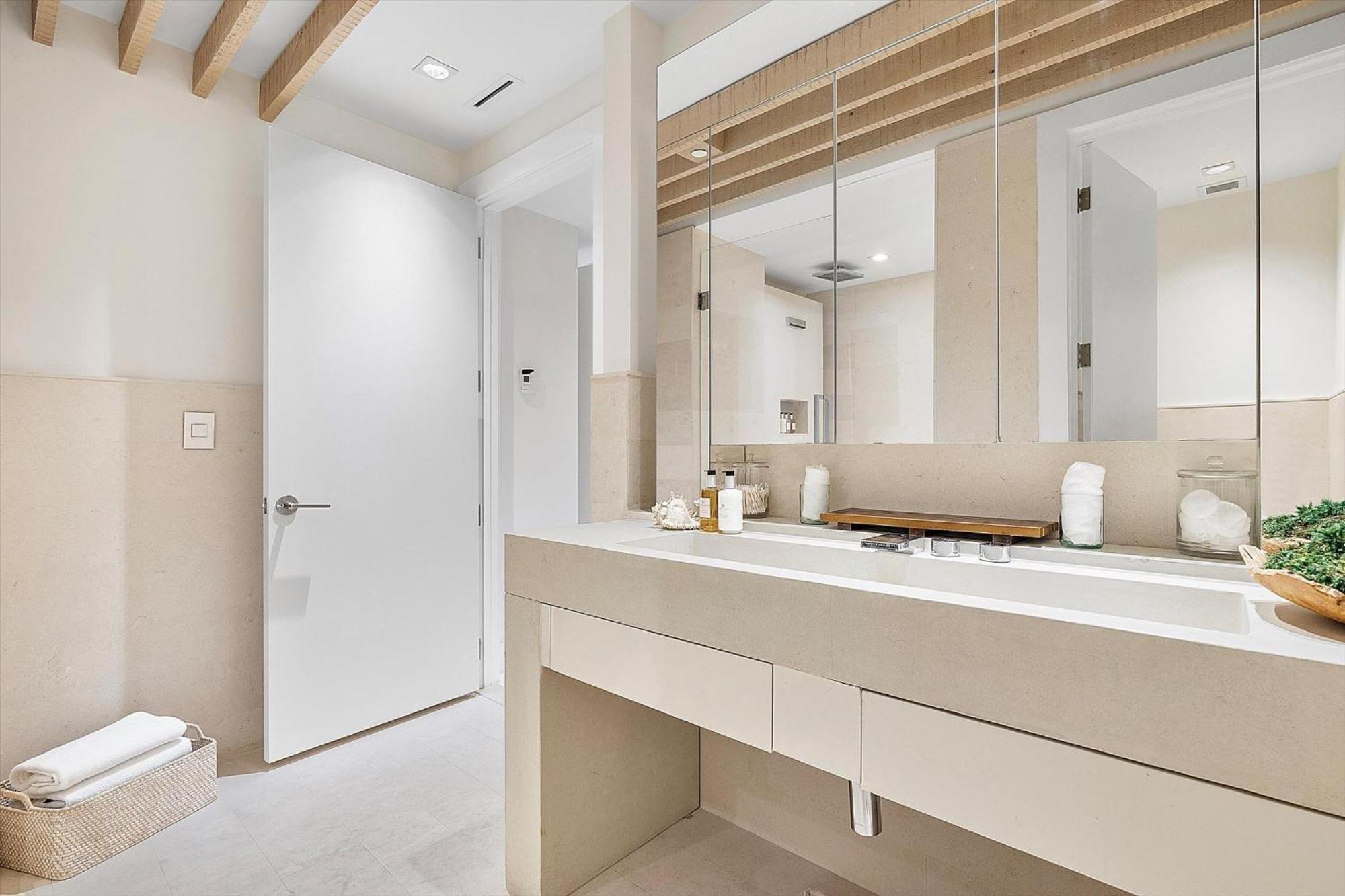 Ultra Luxe Direct Ocean Penthouse At 1 Resort *