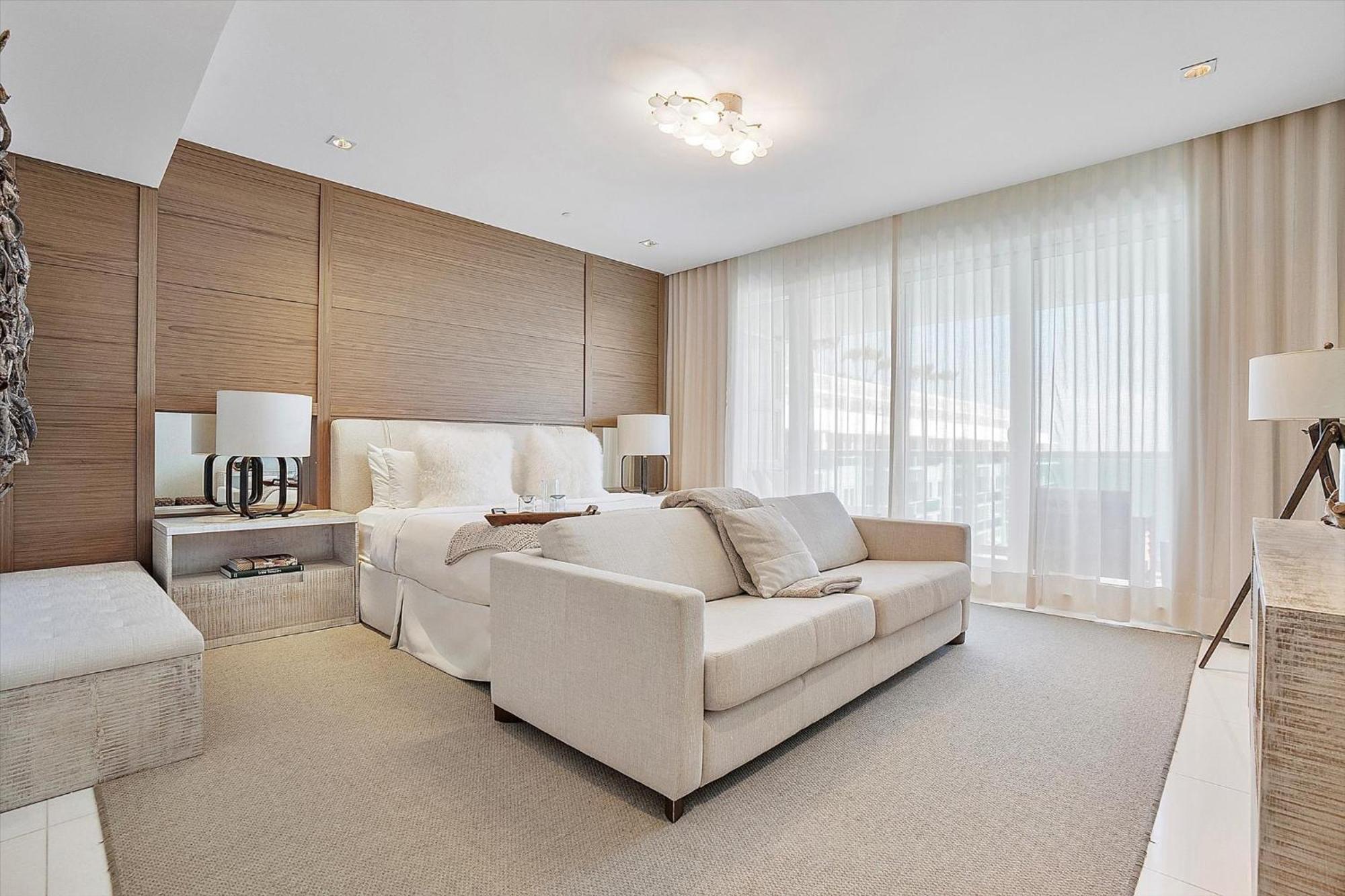 Ultra Luxe Direct Ocean Penthouse At 1 Miami Beach