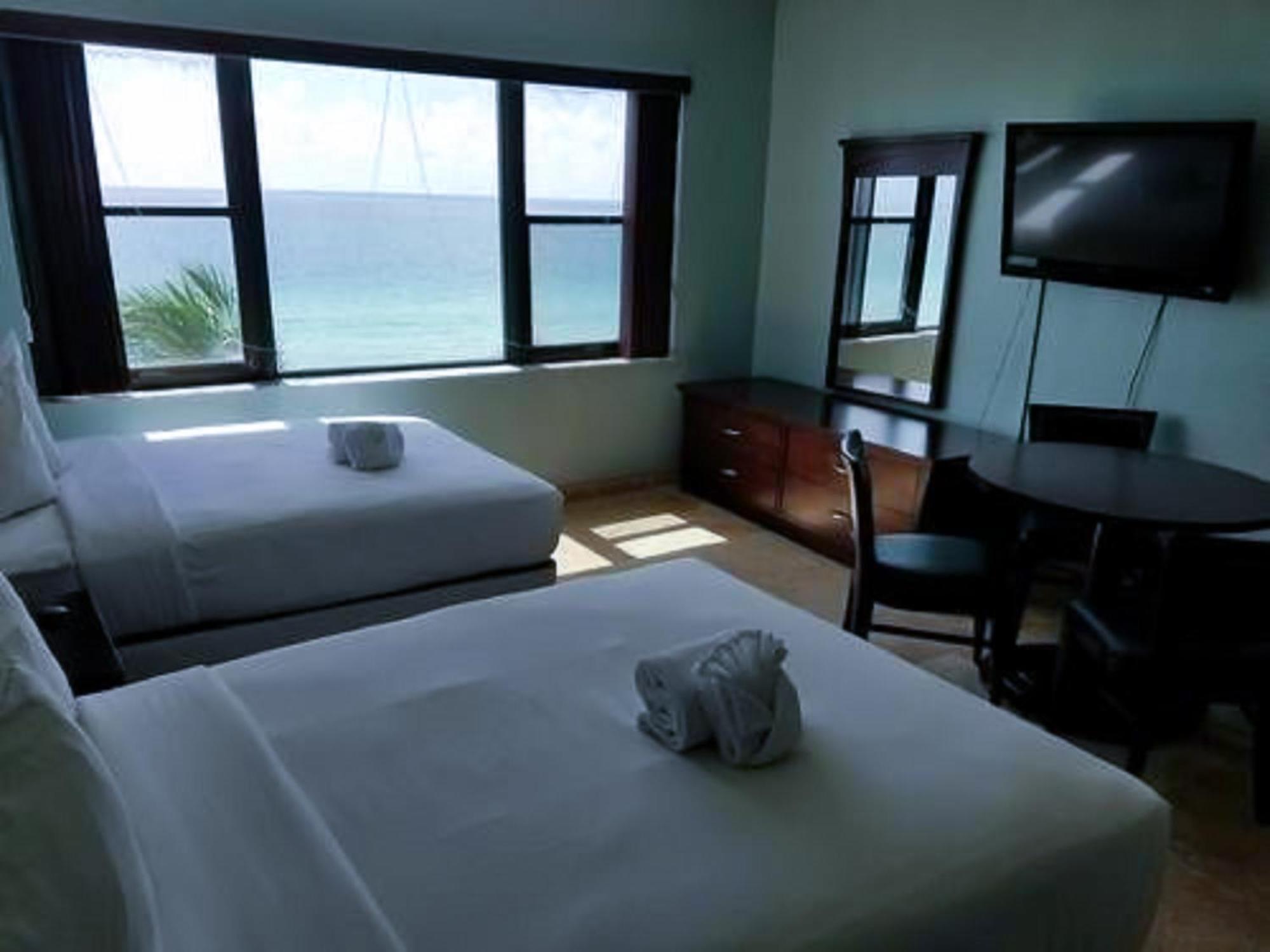 Ocean Front Casablanca With Full Kitchens & Access By Bl *