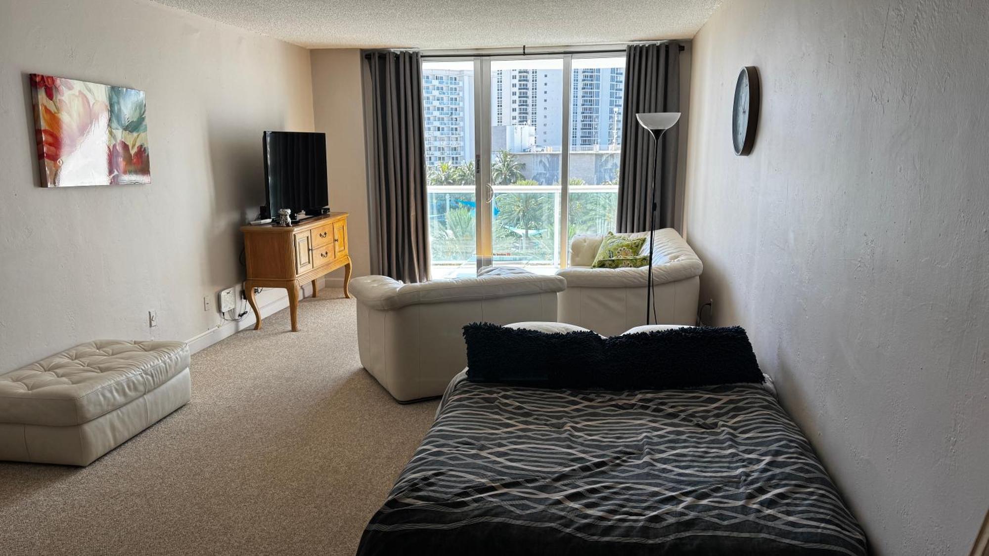 Ocean Reserve Miami Luxury Apartment *