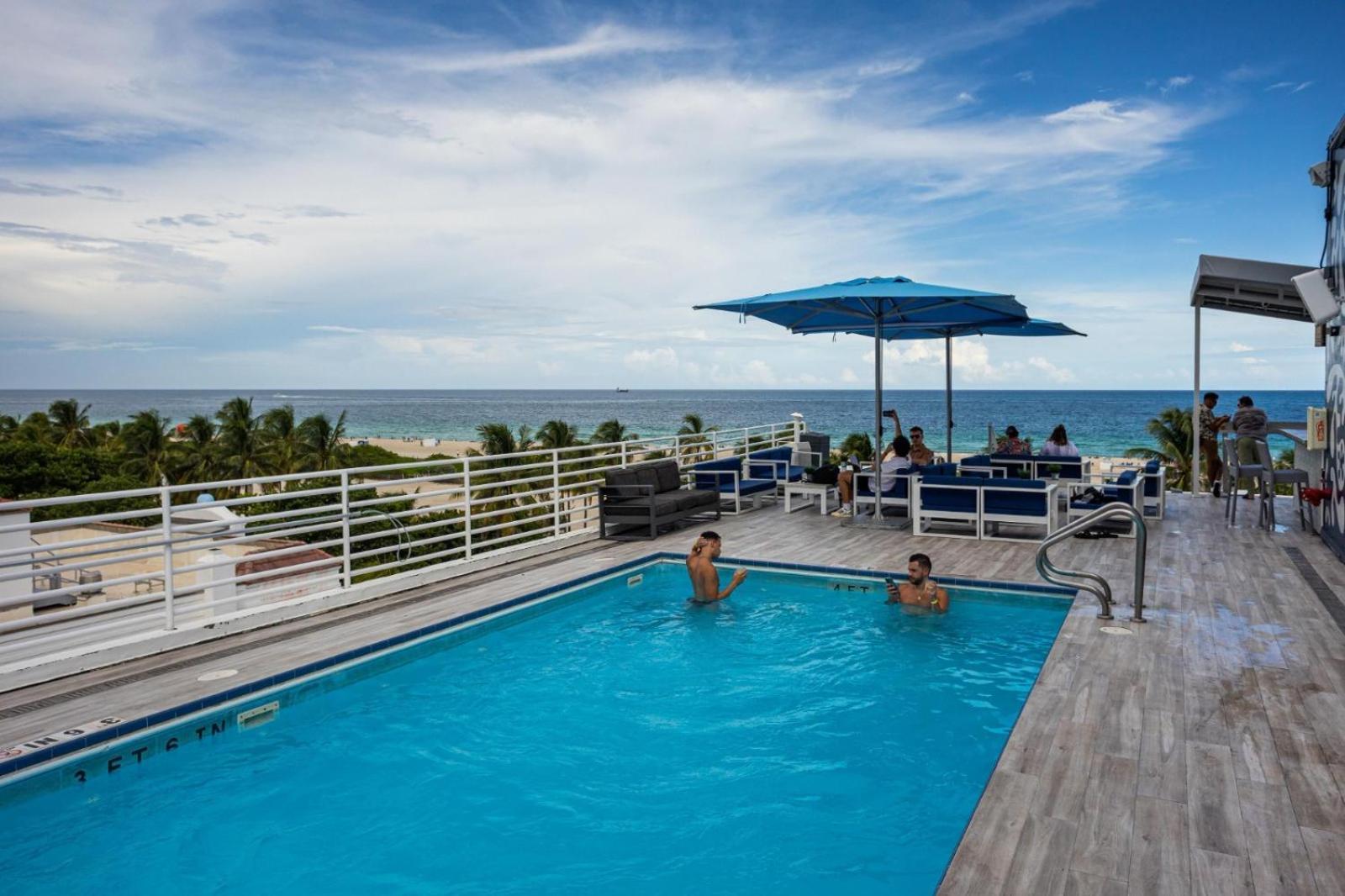 Big With Rooftop Pool Ocean View