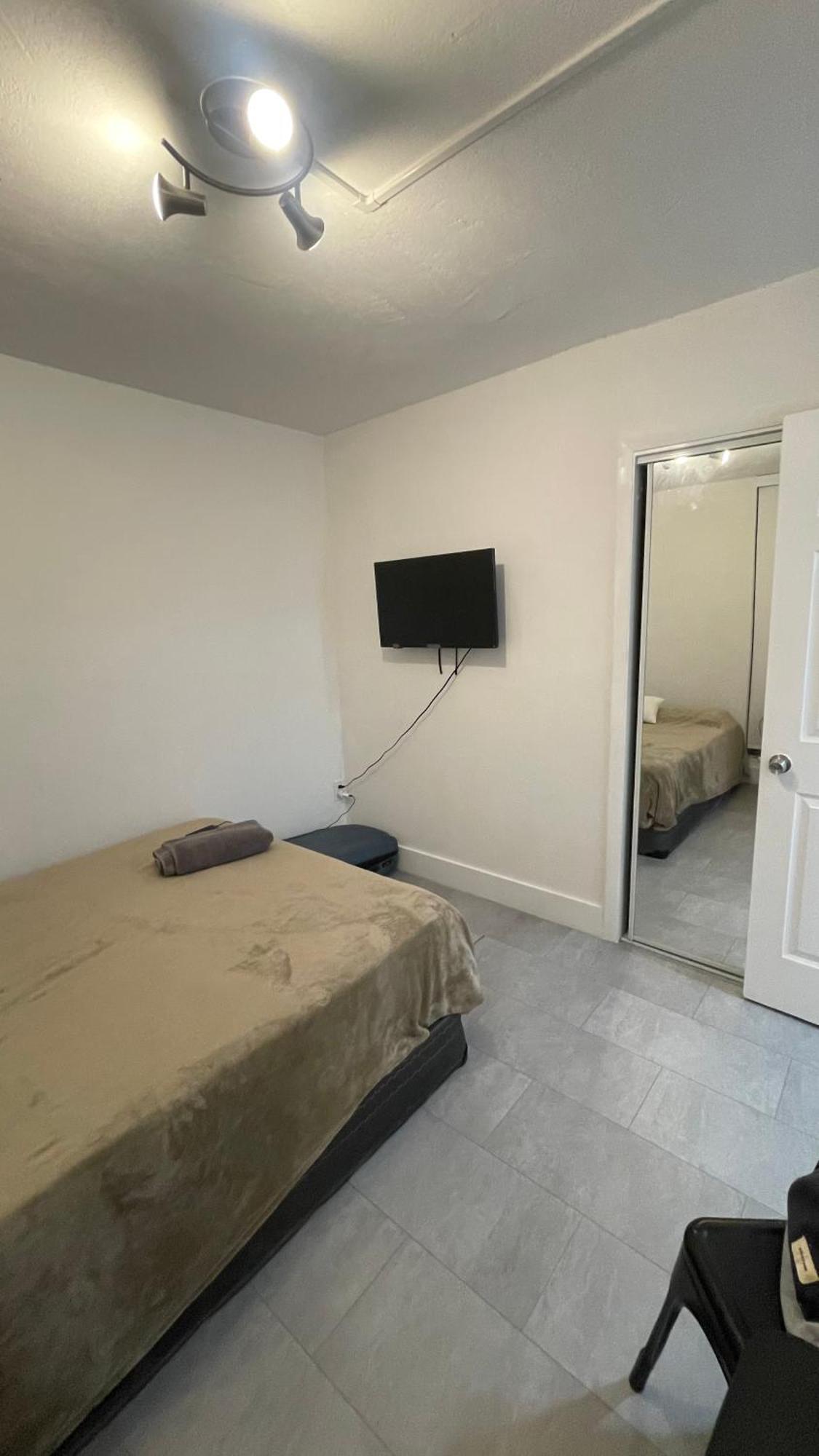 Privada Queen A 300 Metros De La Playa- North Homestay