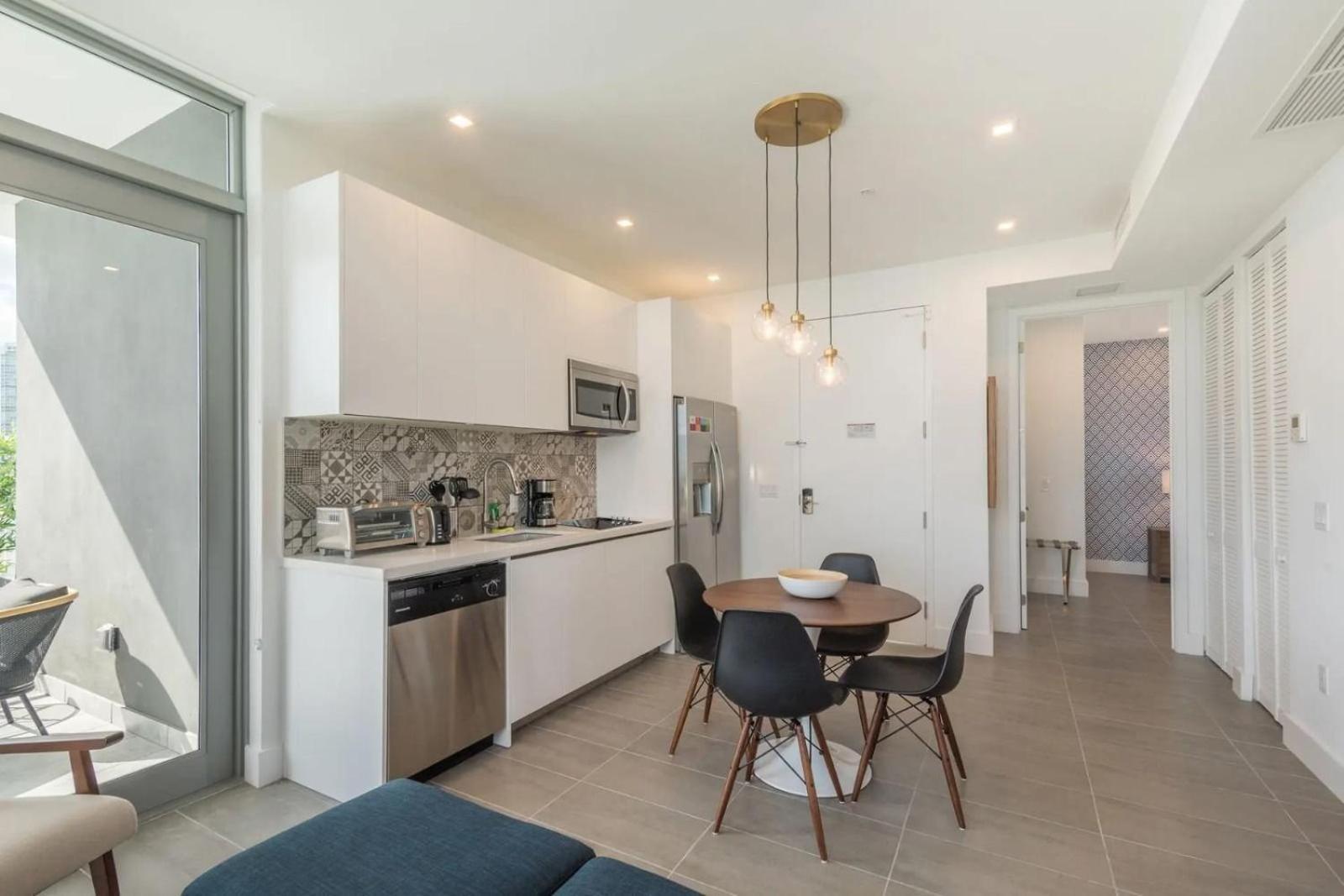 2br South | 5 Min To | Comfort & Style Apartment Miami Beach
