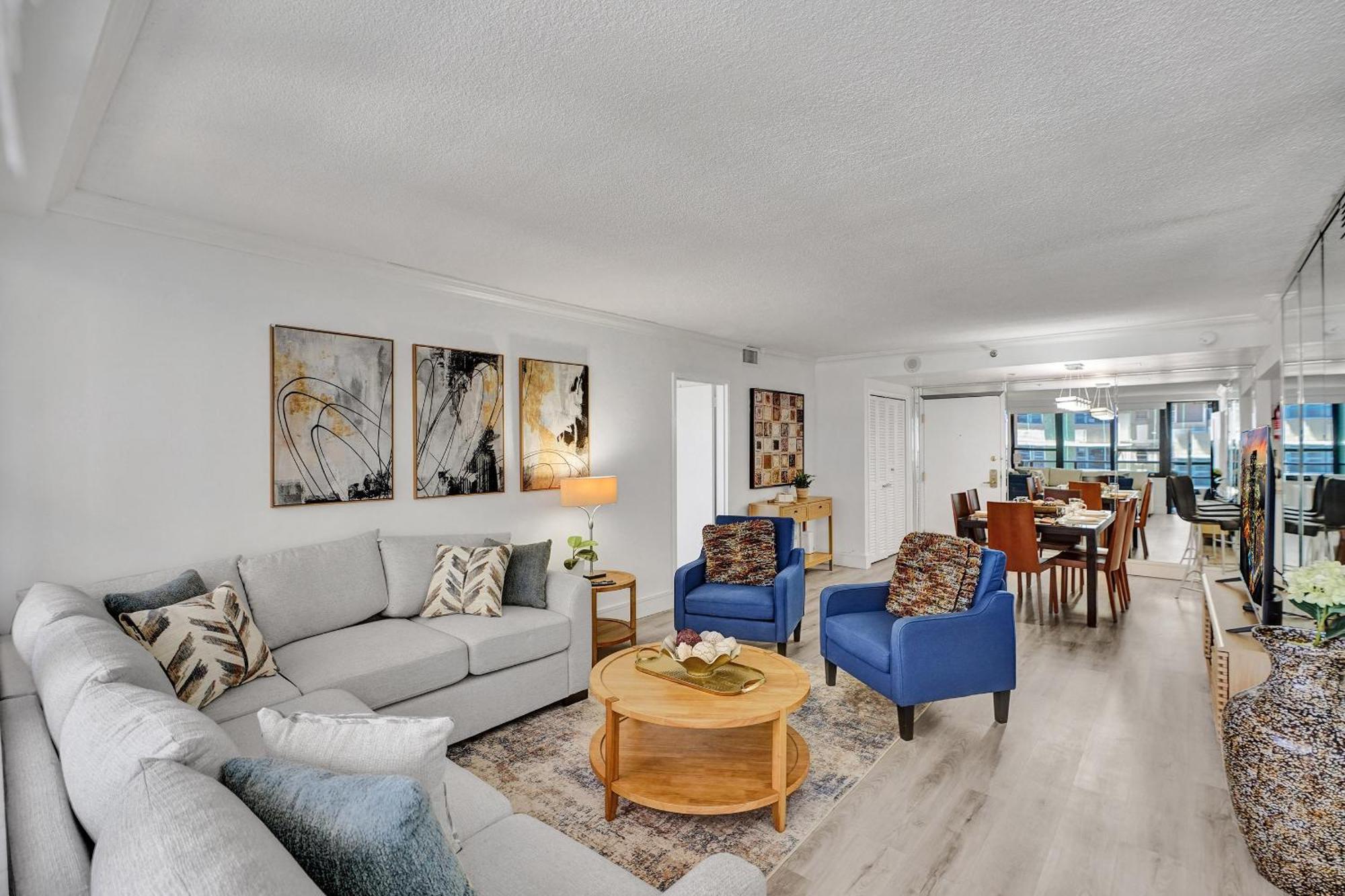 Classic Amenities Steps From The With Gym And Pool 1208 Miami Beach