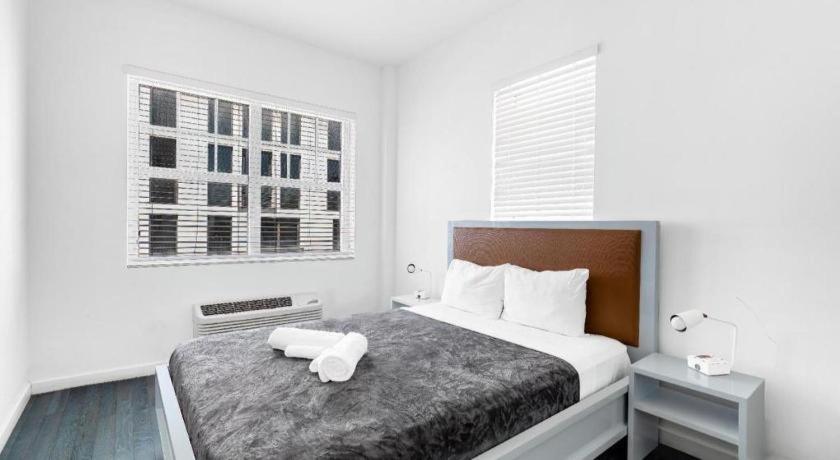 The Variety By Luxurban Hotel