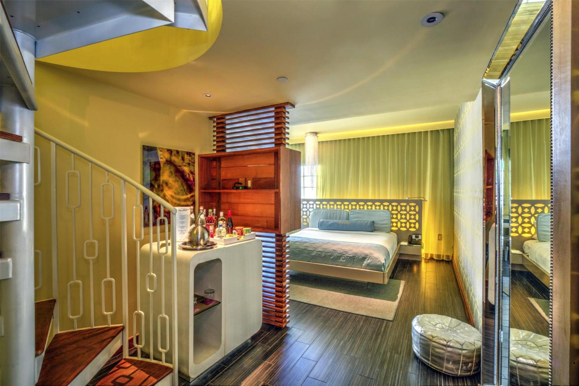 Dream South Beach, By Hyatt Hotel Miami Beach