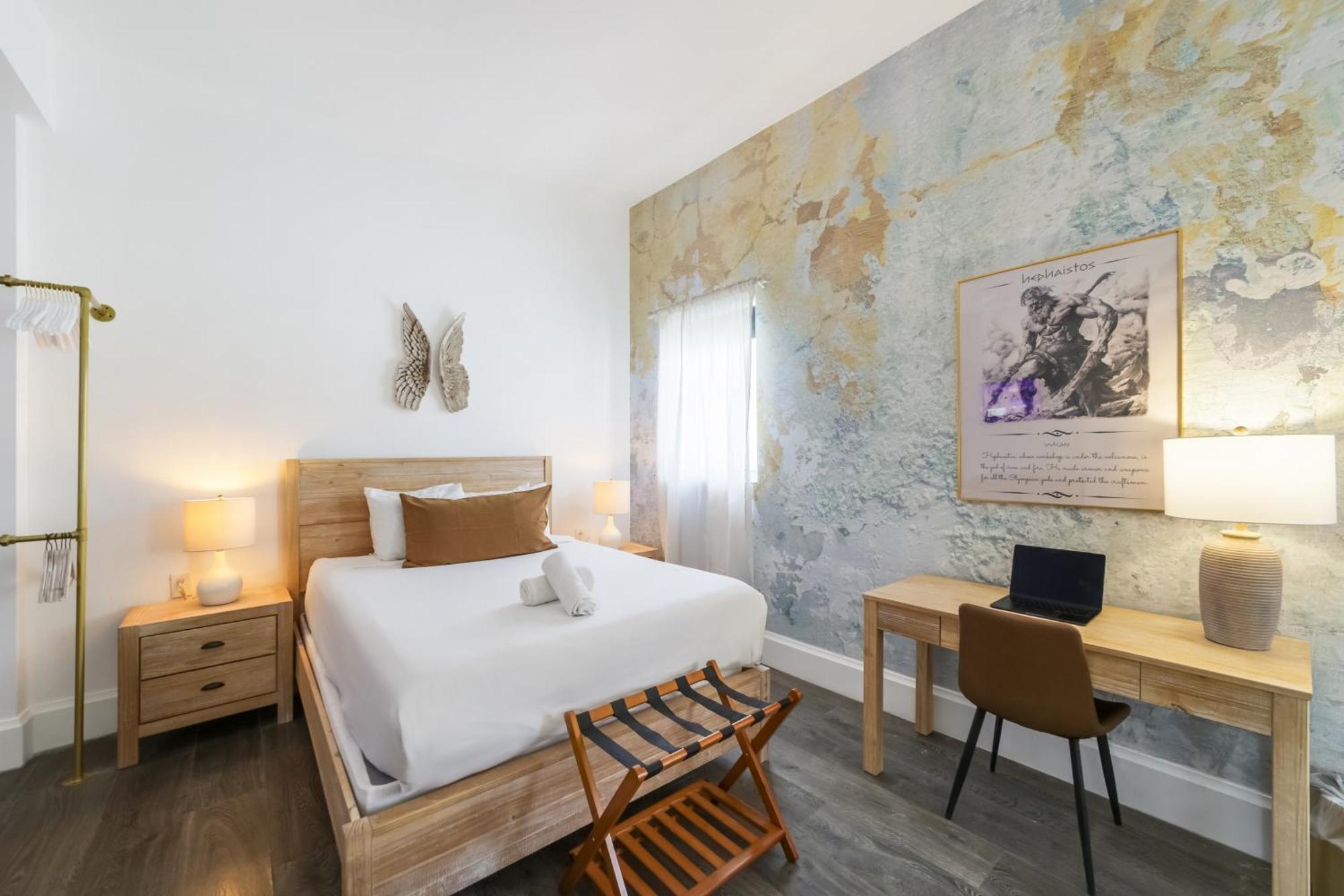 Ithaca Aparthotel 3*