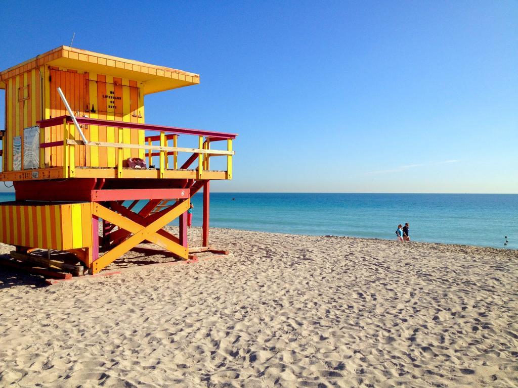 Casa Grande On Ocean Drive Miami Beach