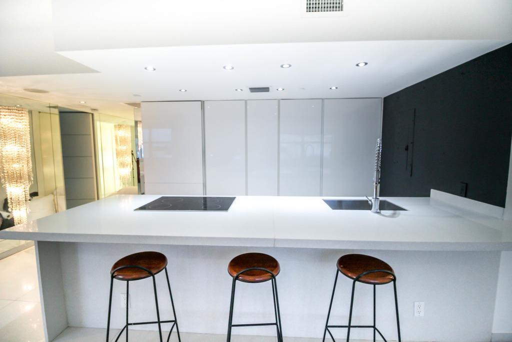 Casa Grande On Ocean Drive Apartment