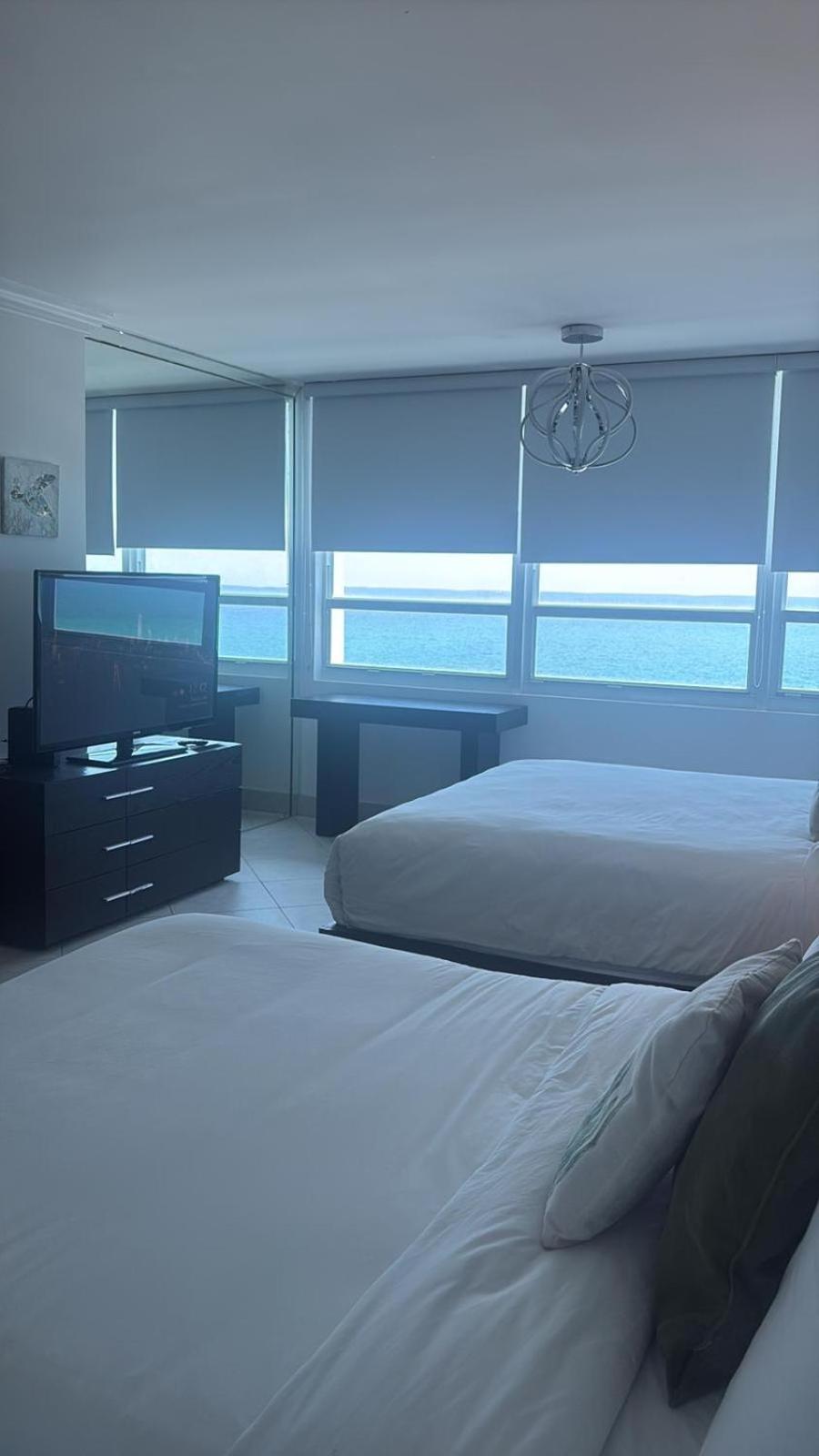 Castle 732 Ocean View With Pool, Tennis, Access, Free Parking Holiday home Miami Beach