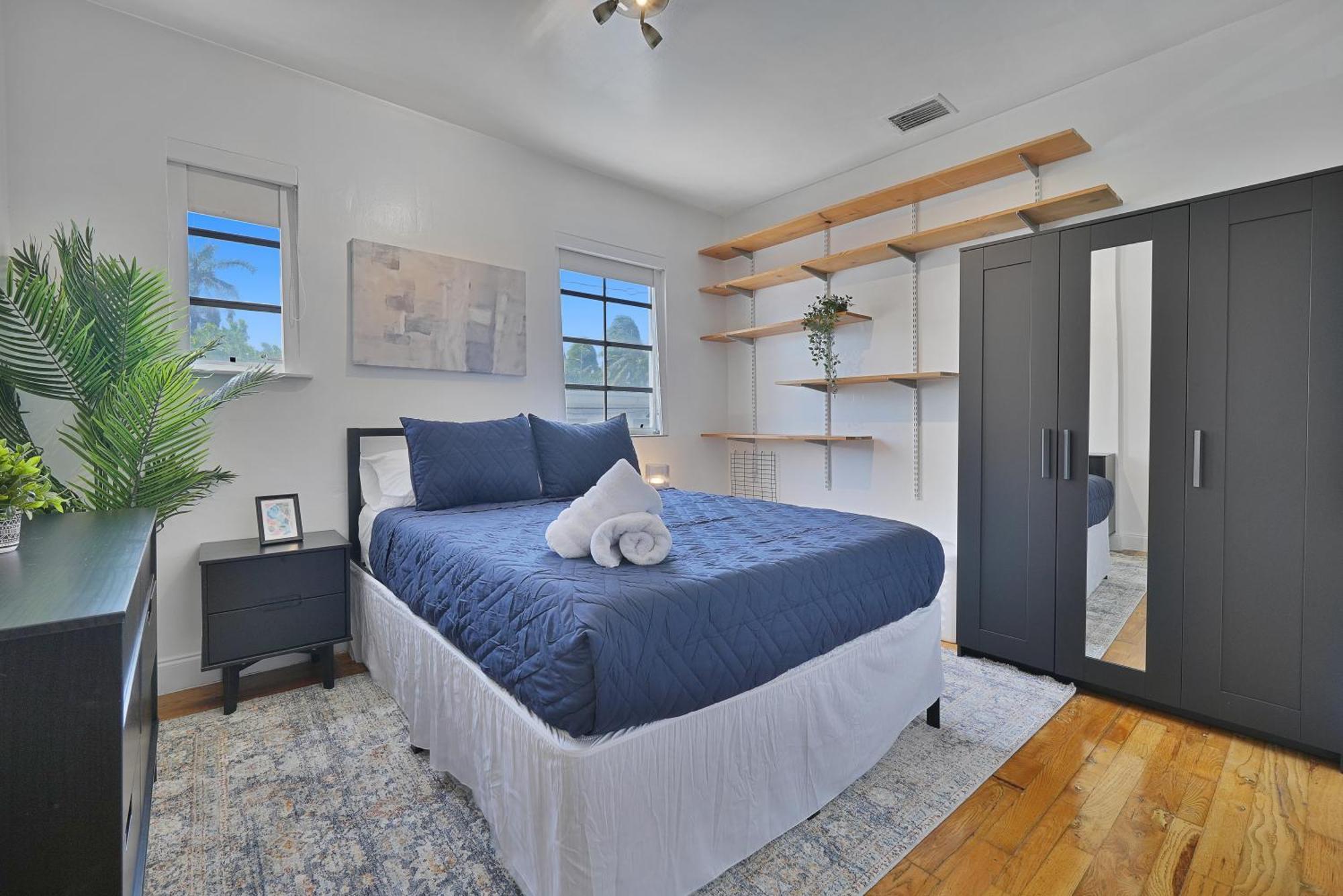 Big Beautiful South Loft - 2mins From Ocean - Sleeps 8 Miami Beach