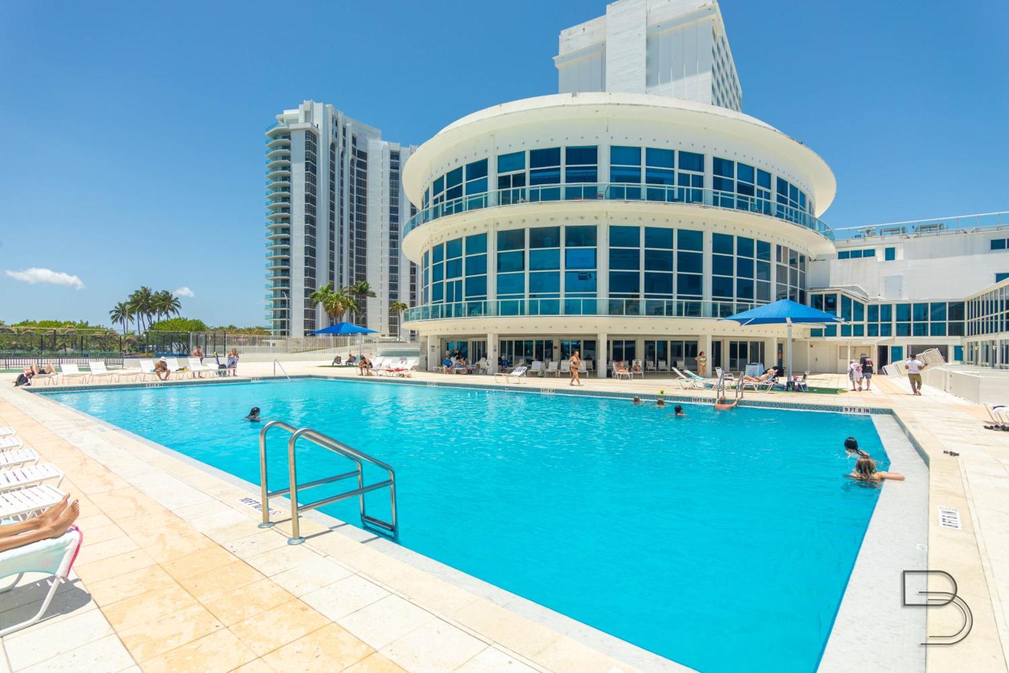 Aparthotel Girasole 3*