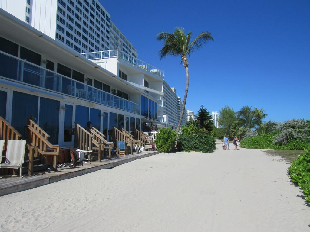 Katy, Beachfront Apartment *