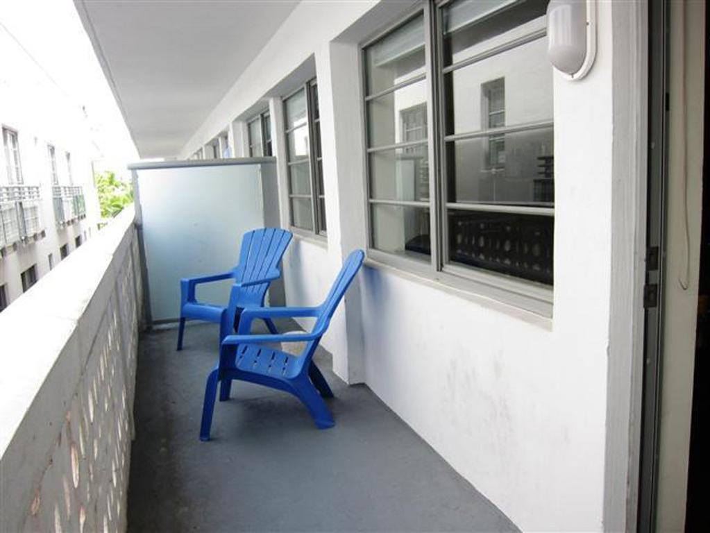 Ocean Drive Apartment Miami Beach