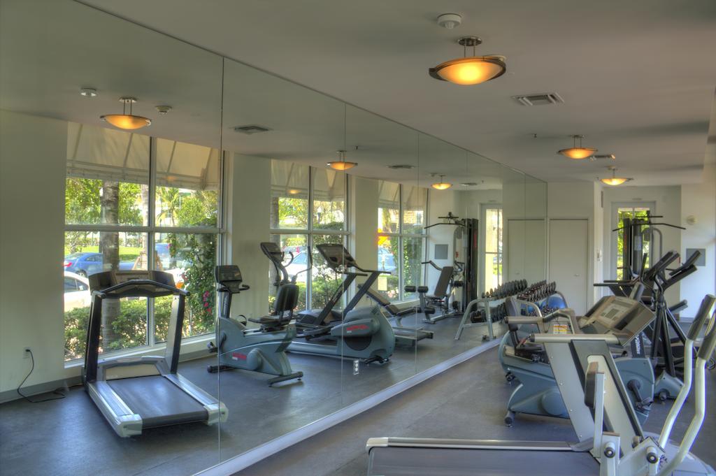 Dream Destinations At Ocean Place Miami Beach