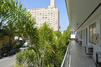 Hotel Art Deco 761 Miami Beach