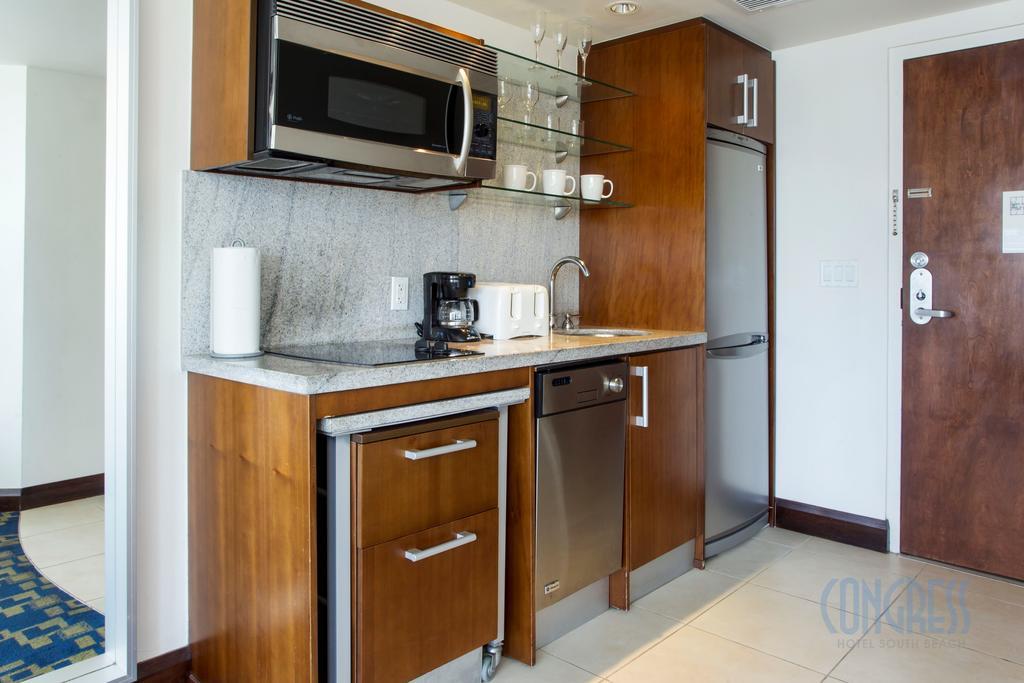 Apartment At Congress Ocean Drive Miami Beach