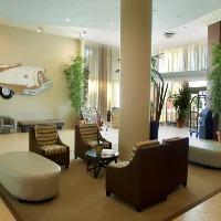 Howard Johnson Plaza North Hotel 3*