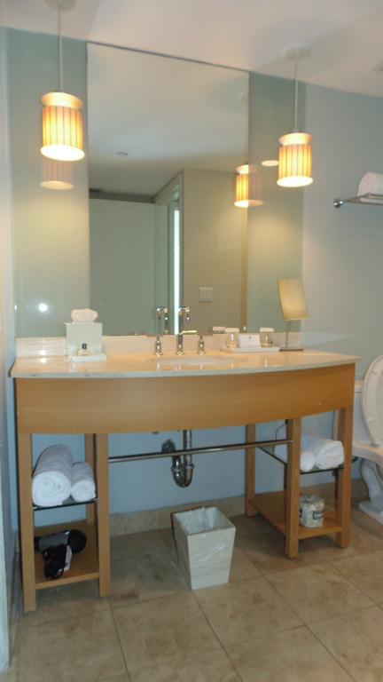 Apartment Sunny Isles Ocean View 1 Bedroom At Marenas 20th