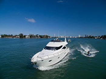 Miami Luxury Yacht Charters Hotel Miami Beach