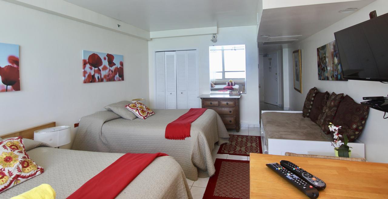 Castle Beach By Suarez Apartment