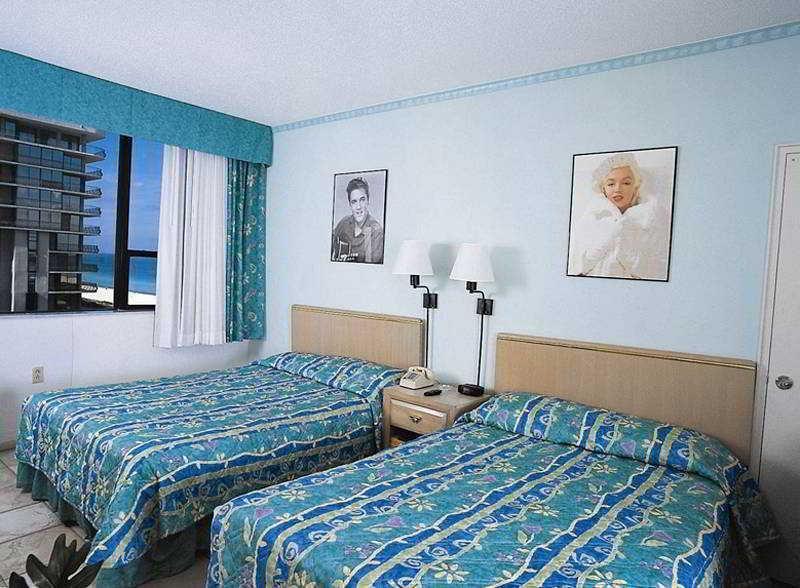 Howard Johnson Plaza North 3*